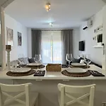 شقة Miraflores Oasis Golf View By Kaida *